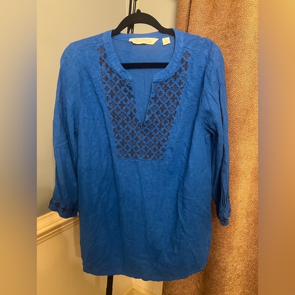 Beautiful By Drew Tops - Beautiful by lower c’è zeroion Blue Embroidered Tunic Top medium